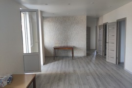 Трёхкомнатная квартира, 84,3 м²